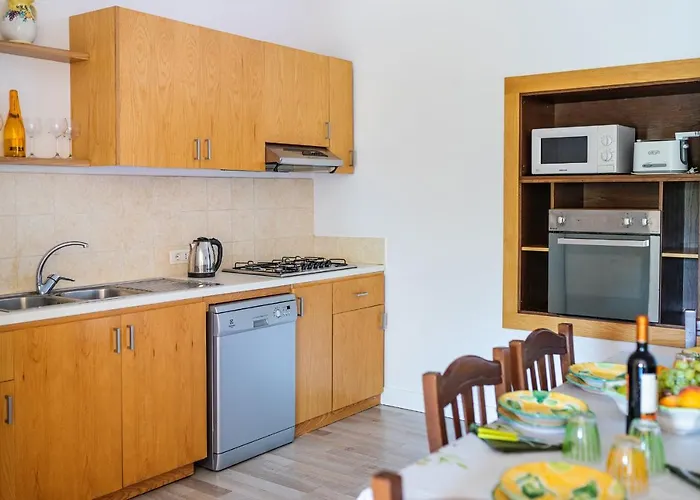 Celentano Βίλα Vico Equense